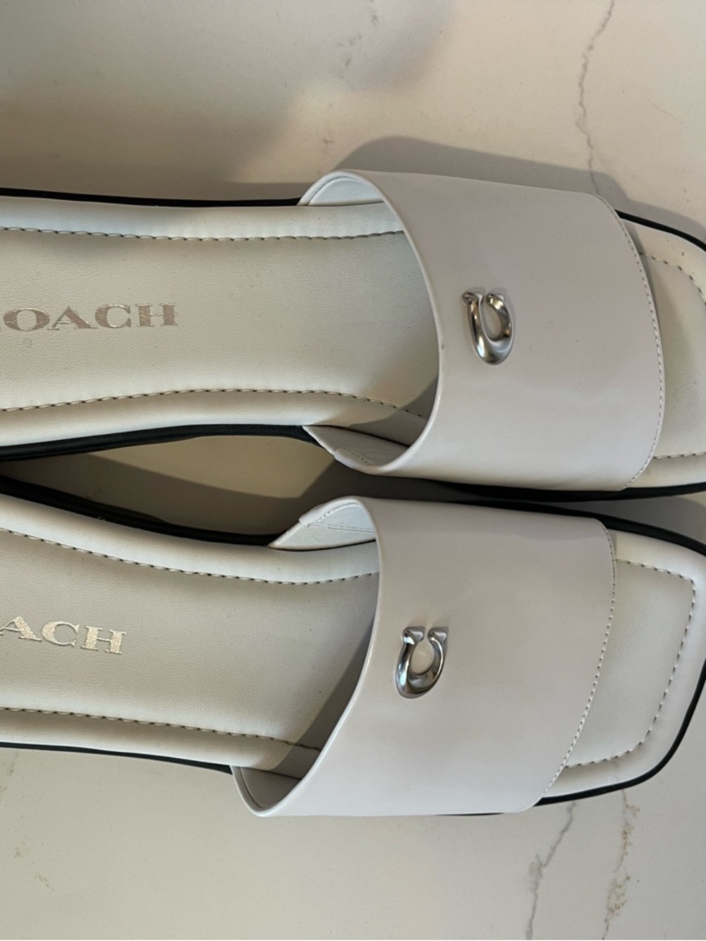 Coach Florence Sandal- Like new! - Picture 4 of 11